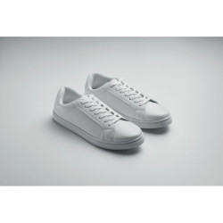Sneaker in PU taglia 46