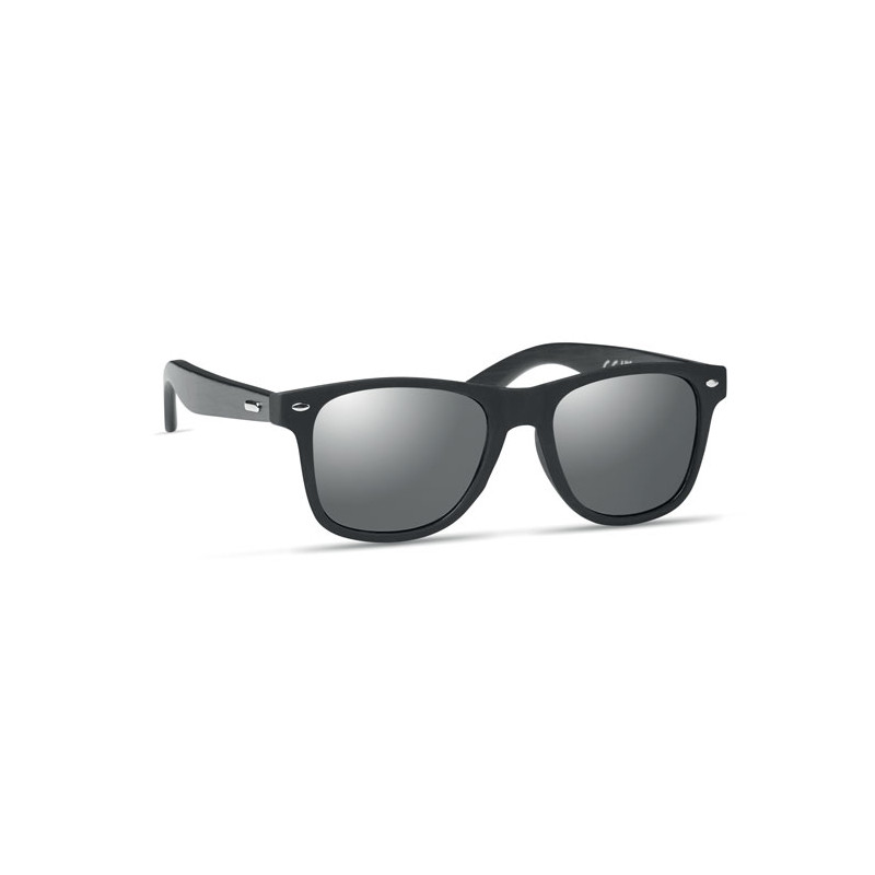 Occhiali da sole in bamboo